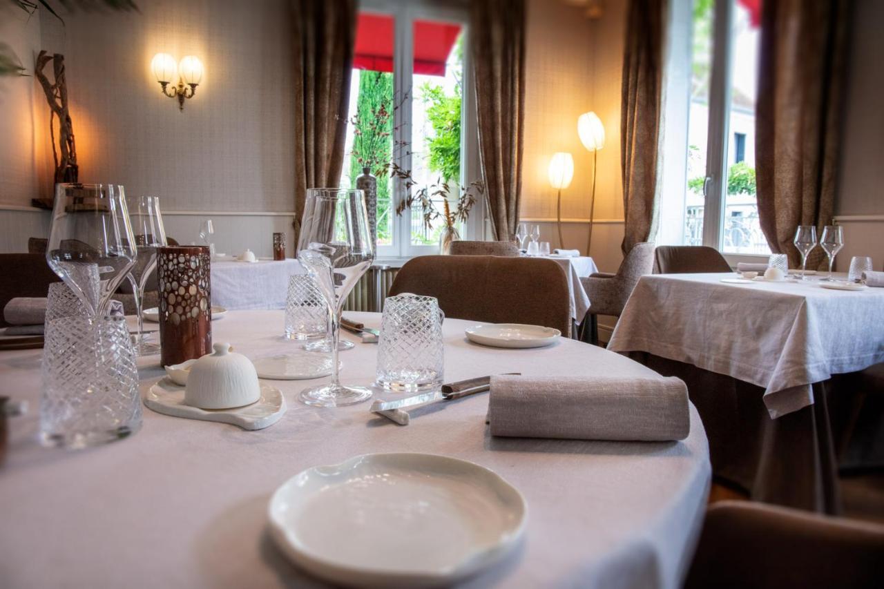 Logis Hotel La Breche - Restaurant Berthelot Amboise Dış mekan fotoğraf