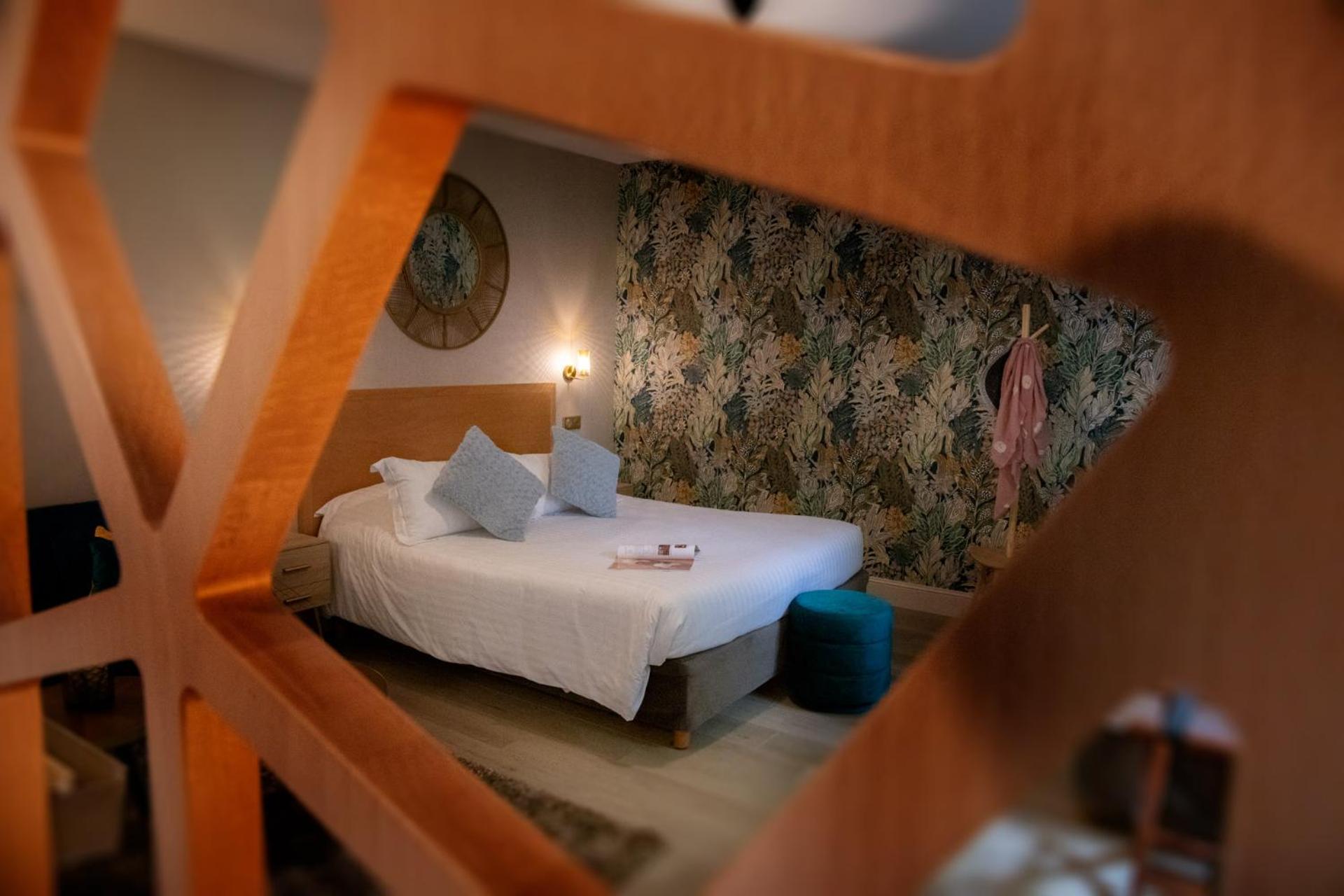 Logis Hotel La Breche - Restaurant Berthelot Amboise Dış mekan fotoğraf