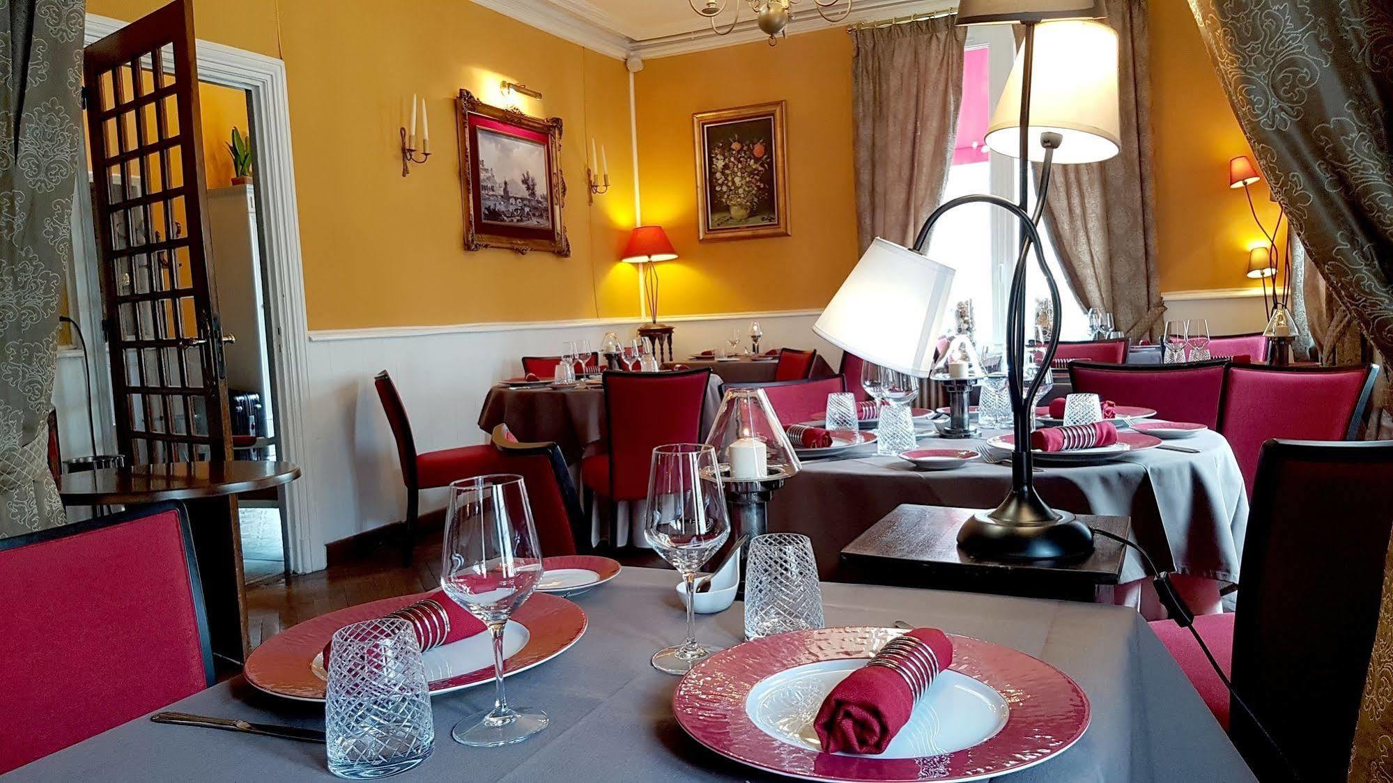 Logis Hotel La Breche - Restaurant Berthelot Amboise Dış mekan fotoğraf