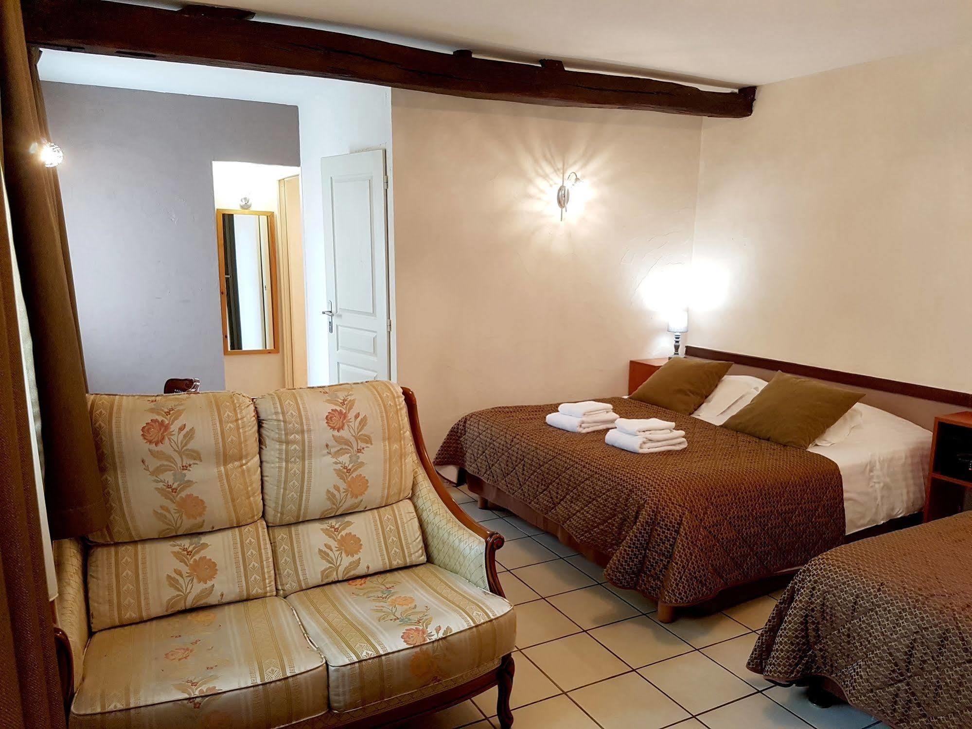 Logis Hotel La Breche - Restaurant Berthelot Amboise Dış mekan fotoğraf